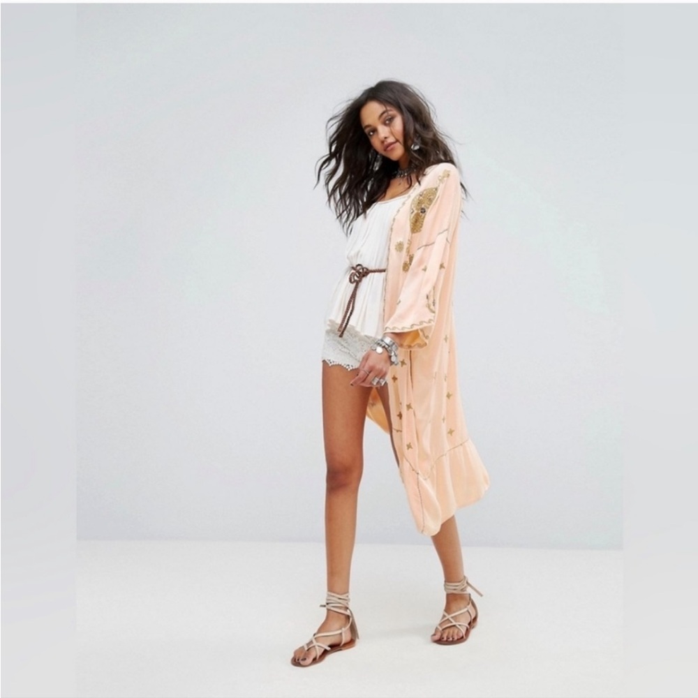 Free People Pretty Darn Cute Kimono